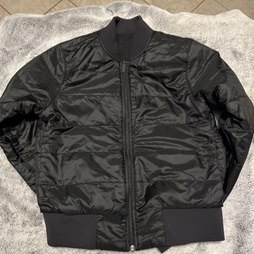 Lululemon Non stop bomber jacket size 4 reversible